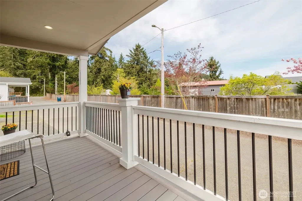 60 NE Kappert Cove Road Belfair WA 98528