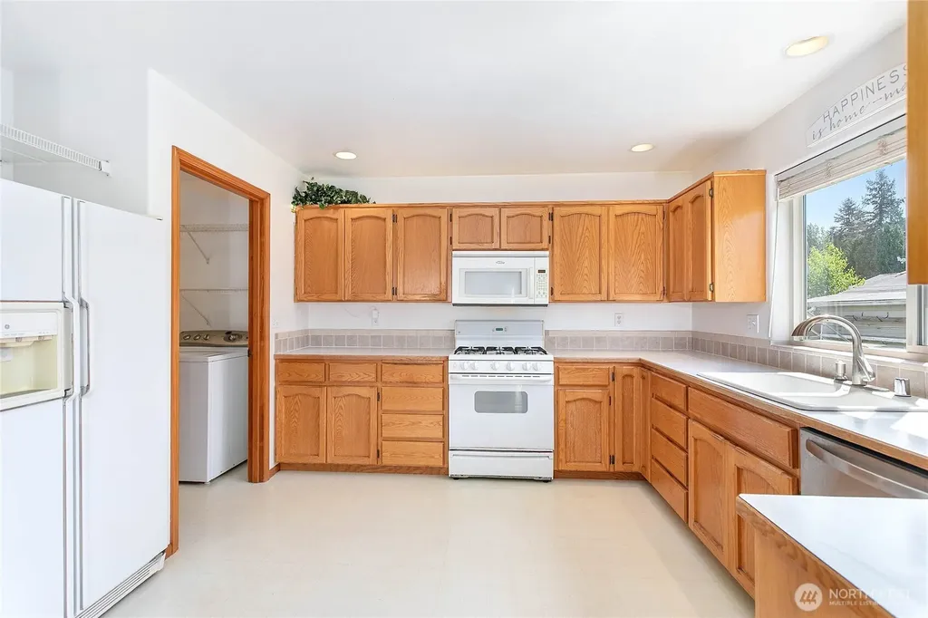4749 Moonglow Place Blaine WA 98230