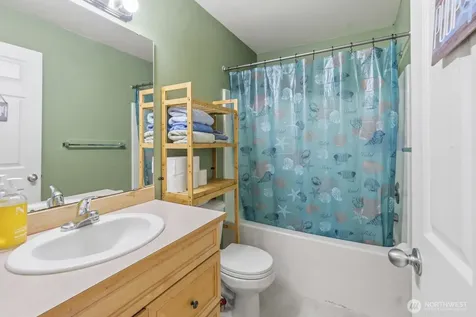 20 E Larch Place Shelton WA 98584