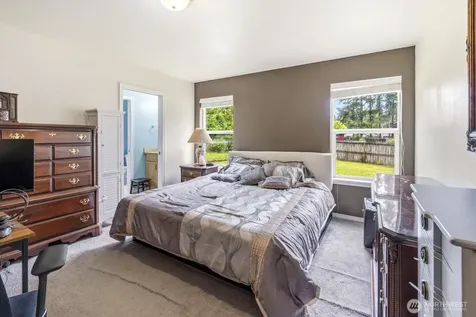 20 E Larch Place Shelton WA 98584