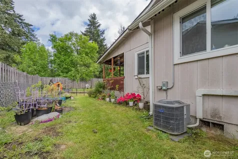 20 E Larch Place Shelton WA 98584