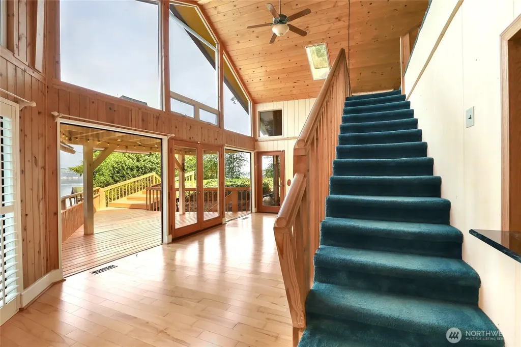 3542 Mathews Drive NW Bremerton WA 98312