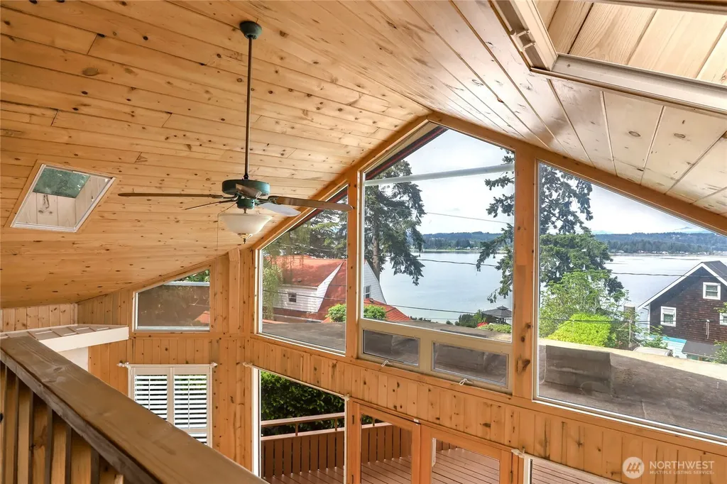 3542 Mathews Drive NW Bremerton WA 98312