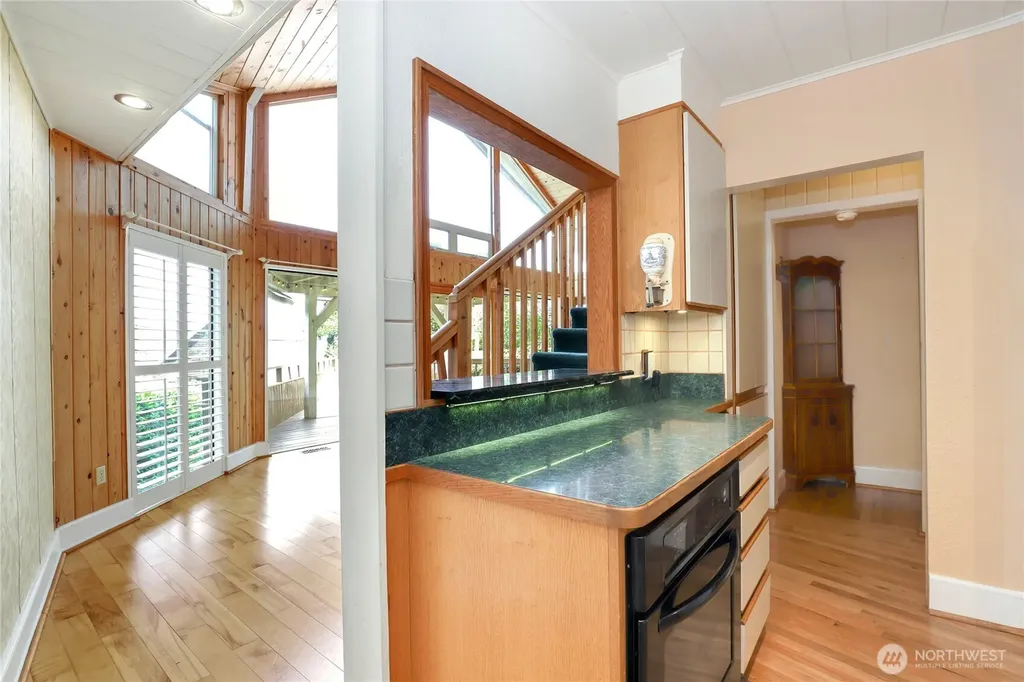 3542 Mathews Drive NW Bremerton WA 98312