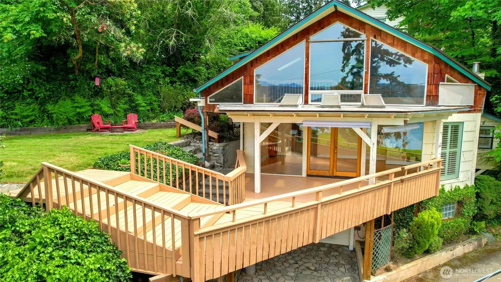 3542 Mathews Drive NW Bremerton WA 98312