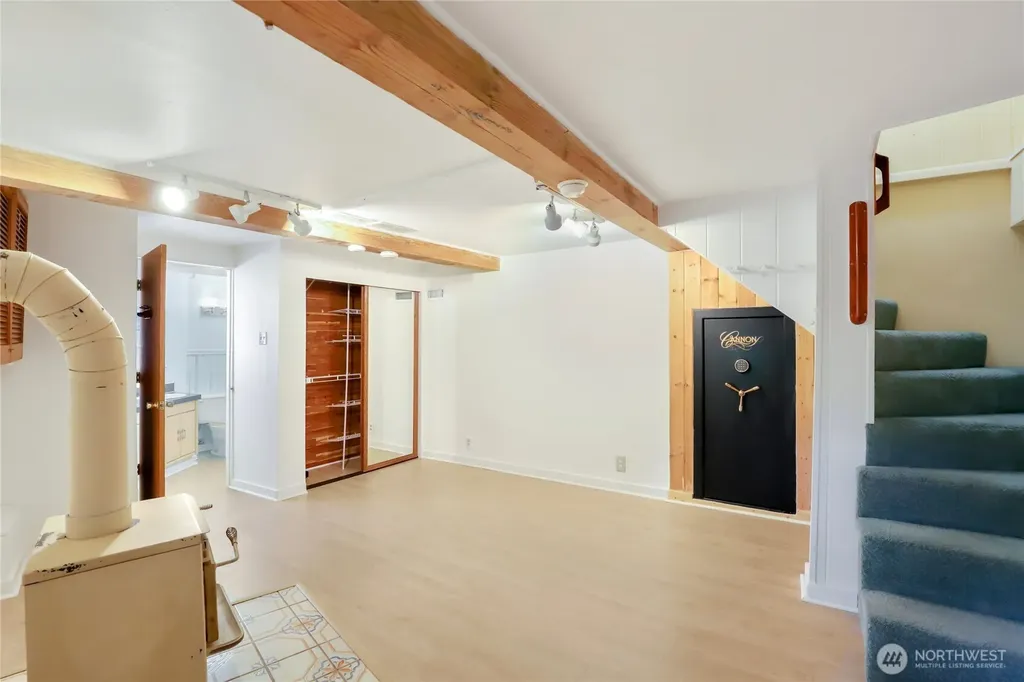 3542 Mathews Drive NW Bremerton WA 98312