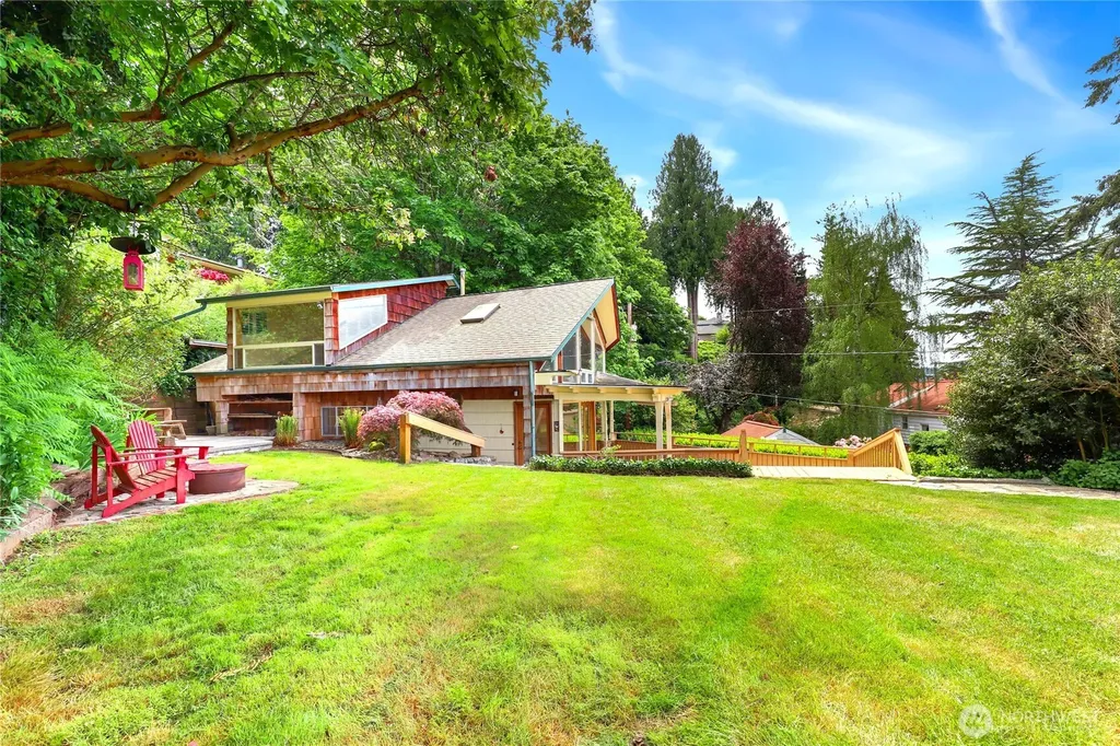 3542 Mathews Drive NW Bremerton WA 98312