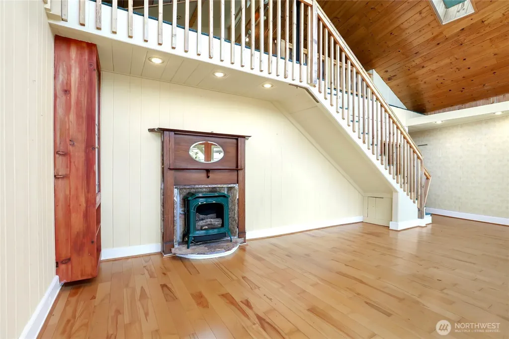 3542 Mathews Drive NW Bremerton WA 98312
