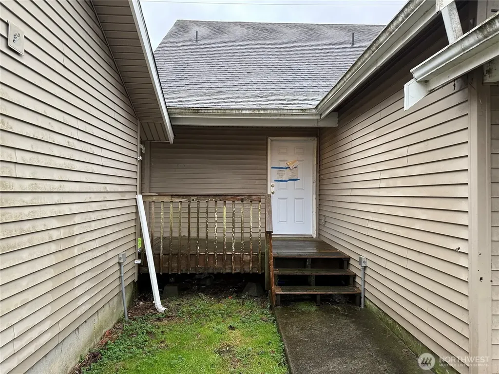 127 10th Street Sultan WA 98294