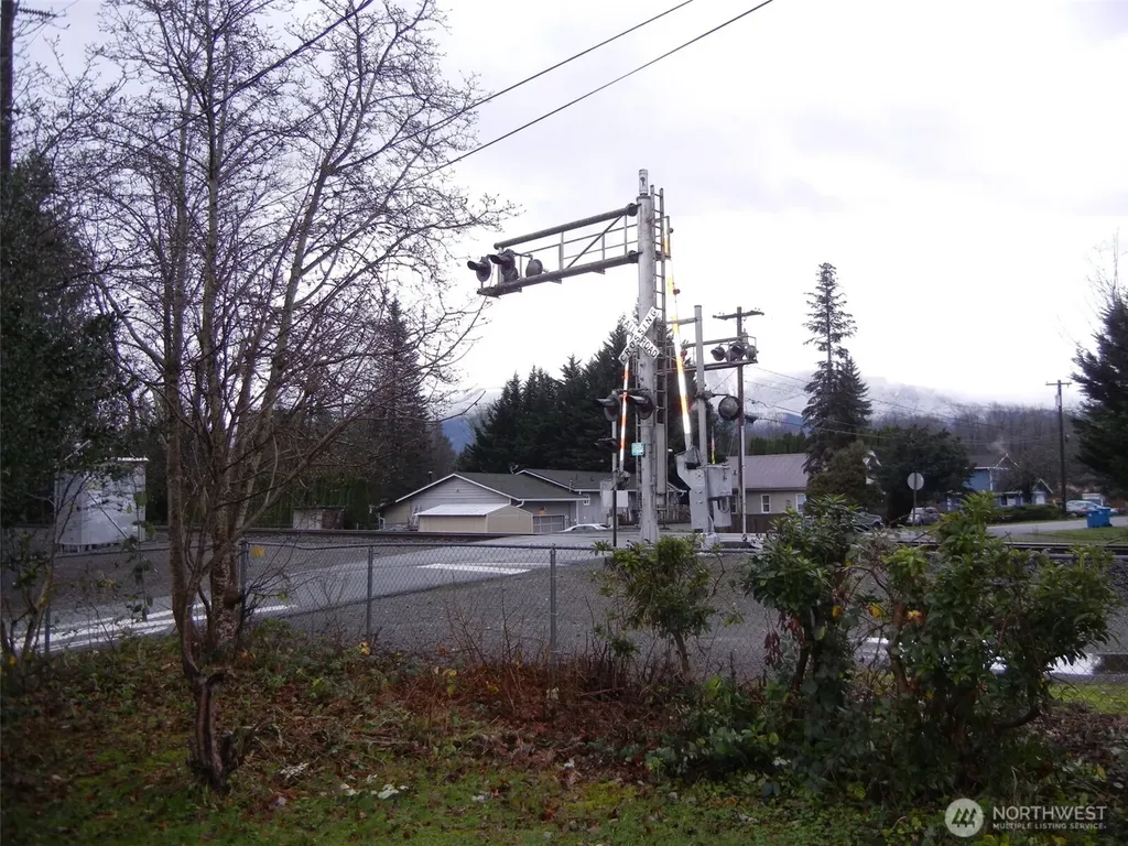 127 10th Street Sultan WA 98294