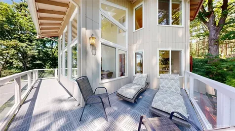 17455 Paige Lane SW Vashon WA 98070
