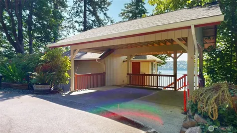 17455 Paige Lane SW Vashon WA 98070