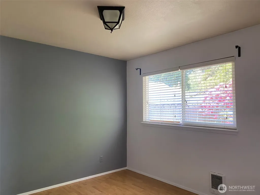 9923 Overlook Drive NW Olympia WA 98502