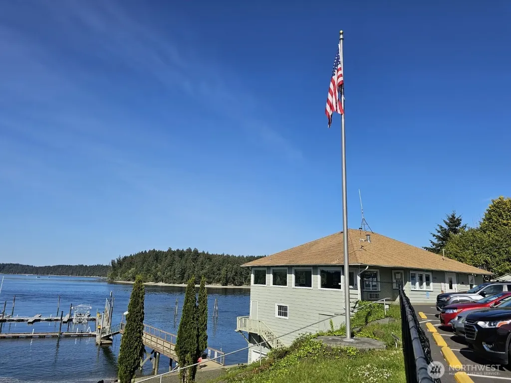 9923 Overlook Drive NW Olympia WA 98502