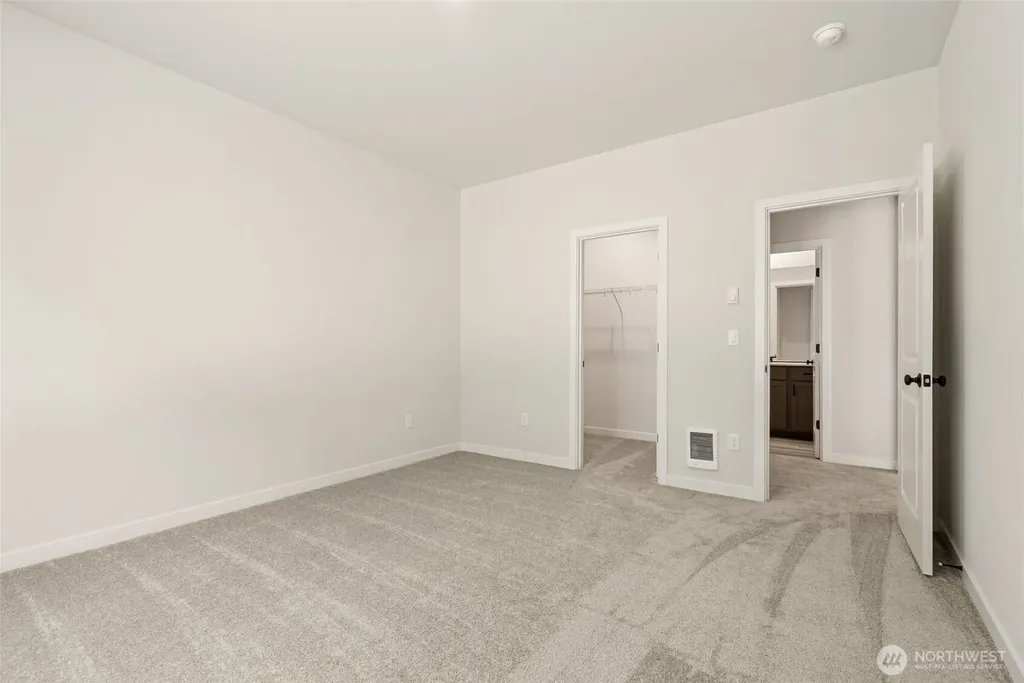 2031 NE Norseman Way Poulsbo WA 98370
