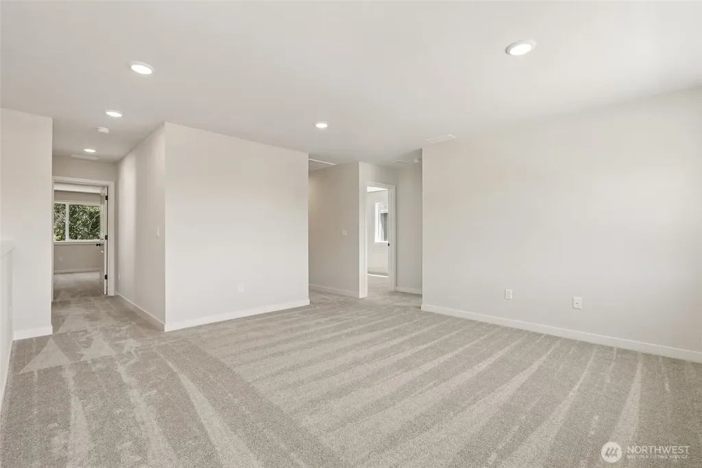 2031 NE Norseman Way Poulsbo WA 98370