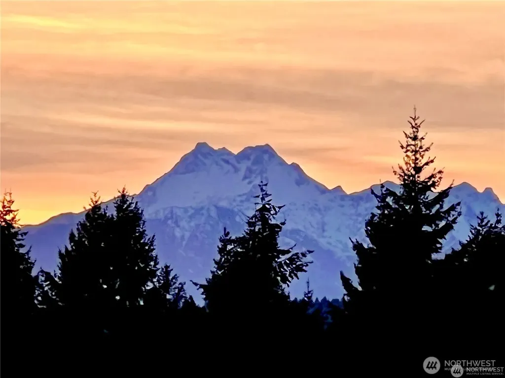 2031 NE Norseman Way Poulsbo WA 98370