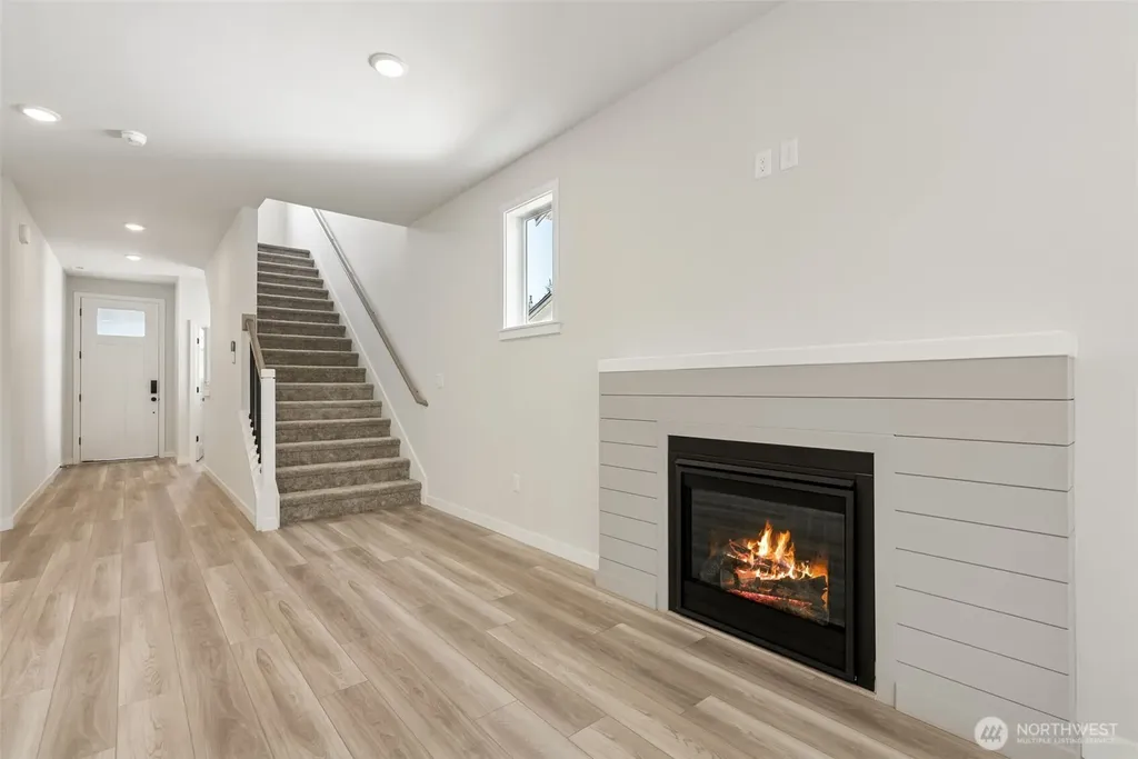 2031 NE Norseman Way Poulsbo WA 98370