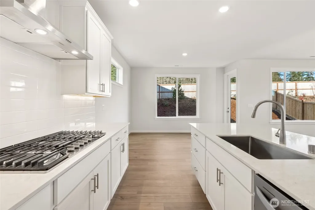 2031 NE Norseman Way Poulsbo WA 98370