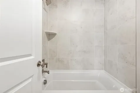 2031 NE Norseman Way Poulsbo WA 98370