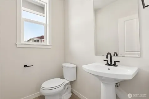 2031 NE Norseman Way Poulsbo WA 98370