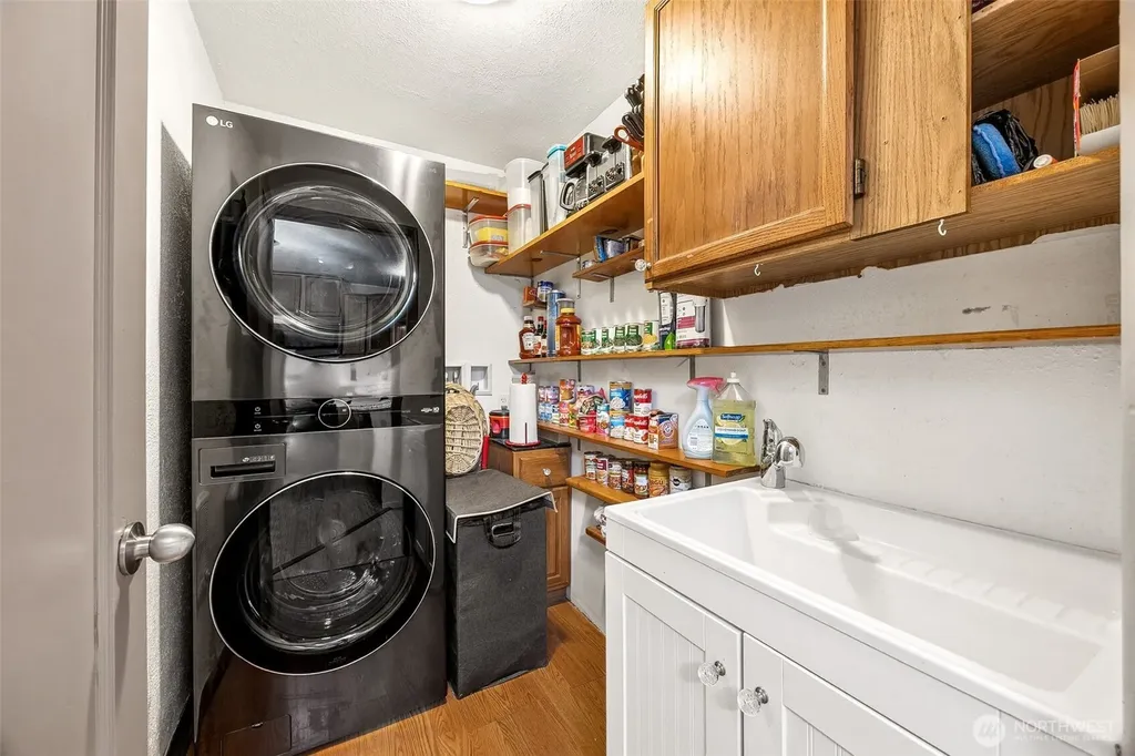 2207 E George Street Tacoma WA 98404