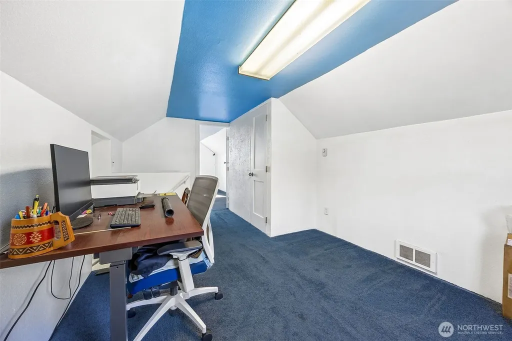 2207 E George Street Tacoma WA 98404