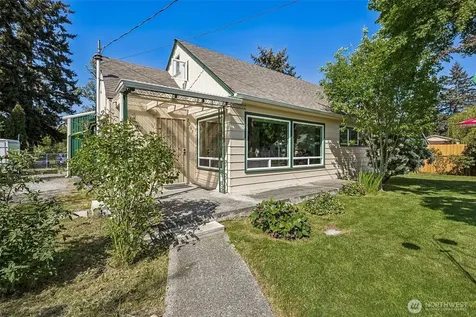 2207 E George Street Tacoma WA 98404