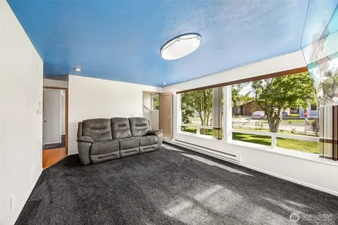 2207 E George Street Tacoma WA 98404