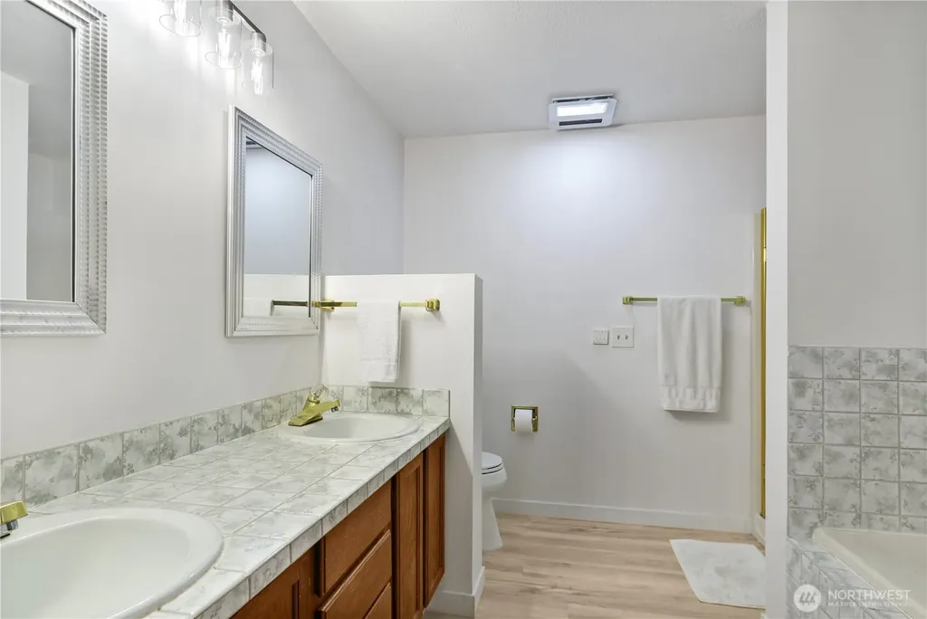 3438 161st Place SE Bellevue WA 98008
