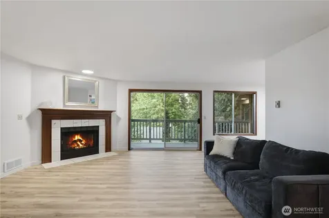 3438 161st Place SE Bellevue WA 98008