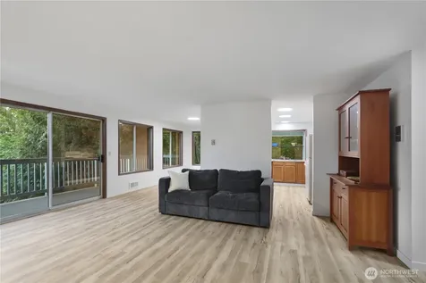 3438 161st Place SE Bellevue WA 98008