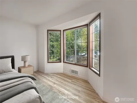 3438 161st Place SE Bellevue WA 98008