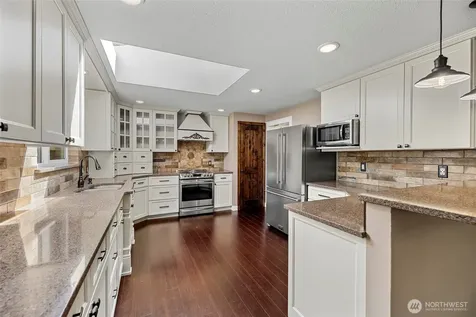 3301 Apache Drive Mount Vernon WA 98273