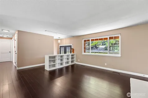 3301 Apache Drive Mount Vernon WA 98273