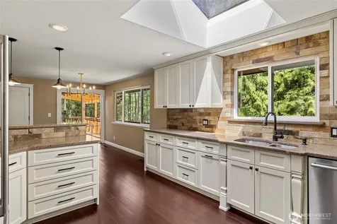 3301 Apache Drive Mount Vernon WA 98273