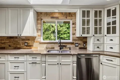3301 Apache Drive Mount Vernon WA 98273