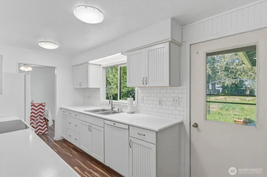 155 N Maple Street Kelso WA 98626