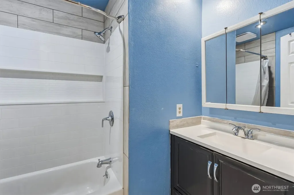 155 N Maple Street Kelso WA 98626