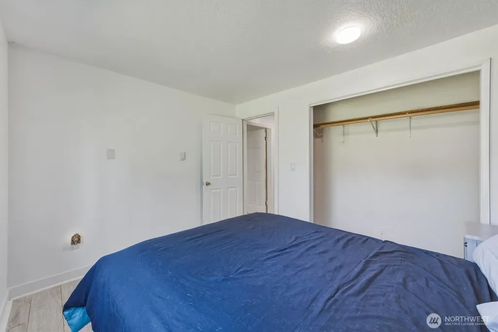 155 N Maple Street Kelso WA 98626