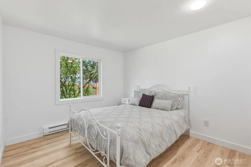 155 N Maple Street Kelso WA 98626