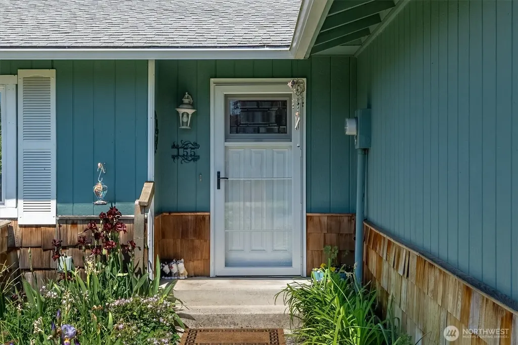 155 N Maple Street Kelso WA 98626