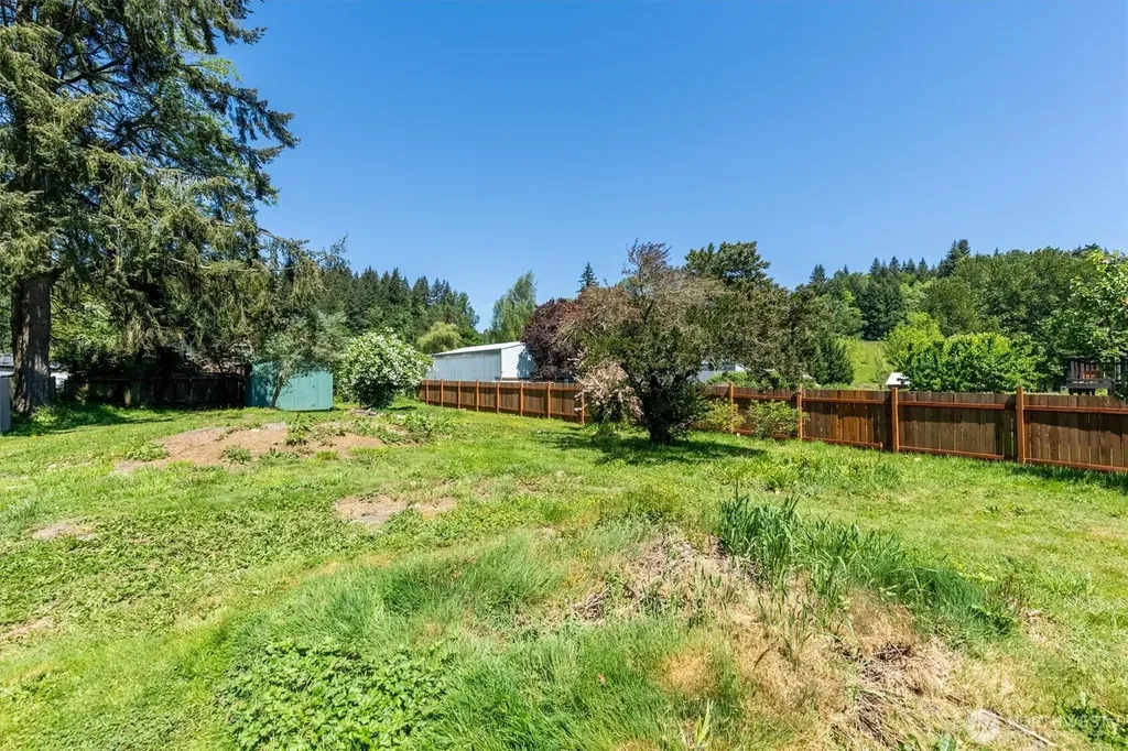155 N Maple Street Kelso WA 98626