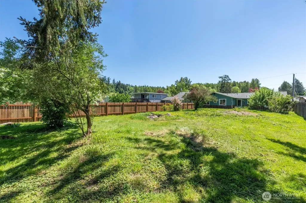 155 N Maple Street Kelso WA 98626
