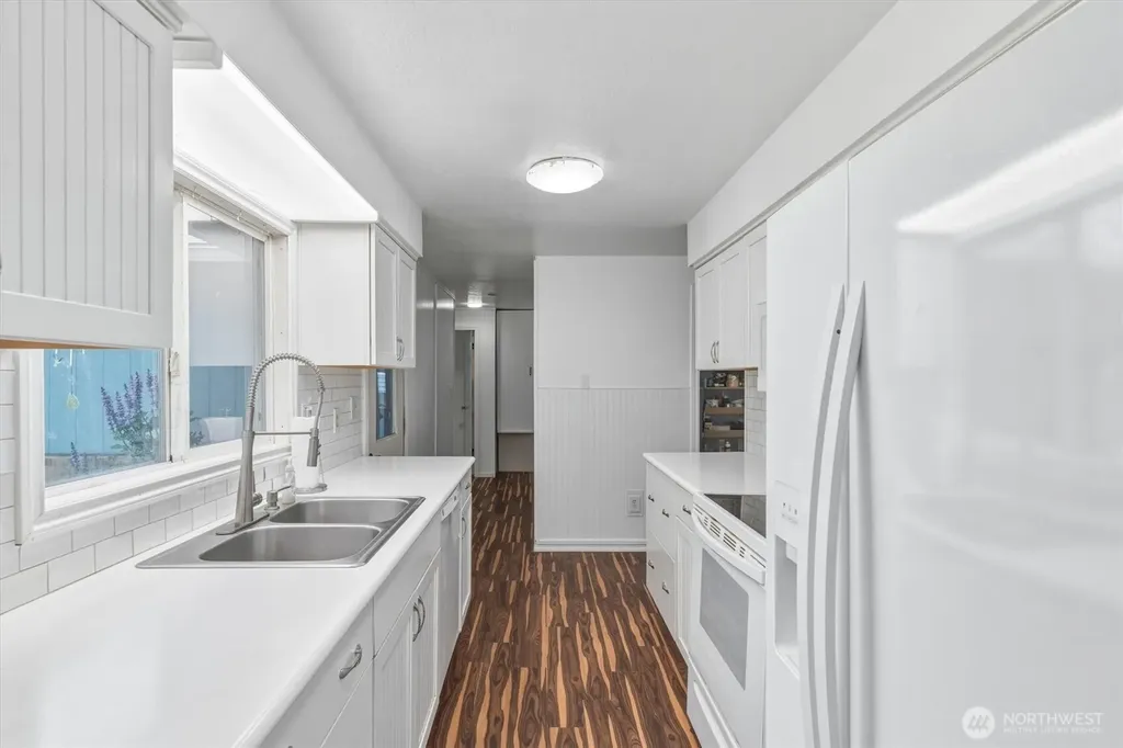155 N Maple Street Kelso WA 98626