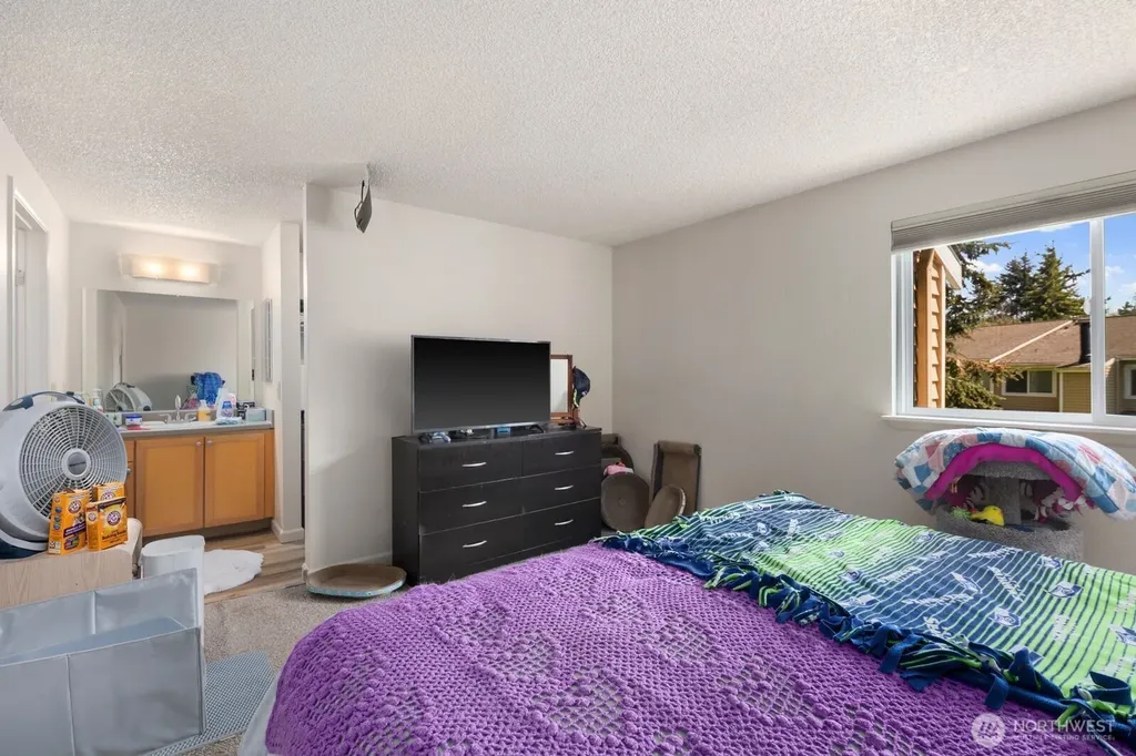 23816 12th Place S Des Moines WA 98198
