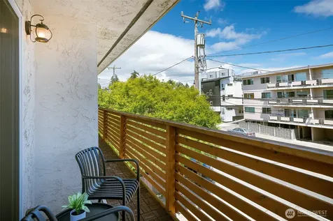6513 24th Avenue NW Seattle WA 98117