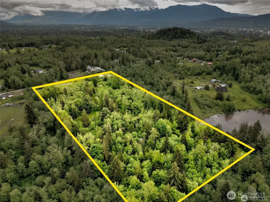 22788 Grip Road Sedro Woolley WA 98284