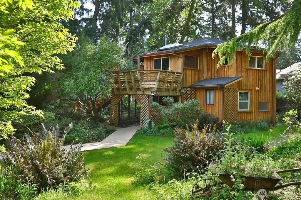 3634 Harper Street Clinton WA 98236