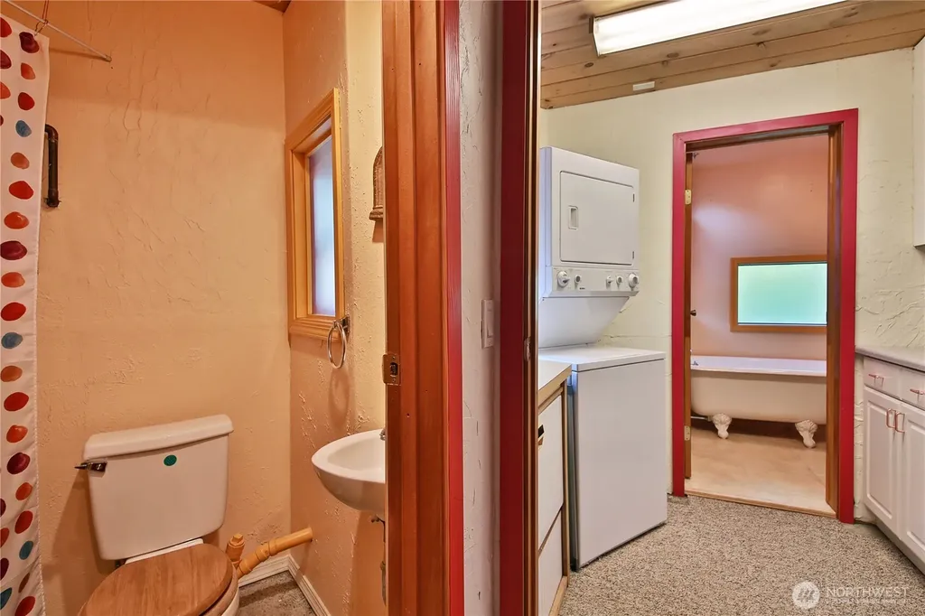 3634 Harper Street Clinton WA 98236